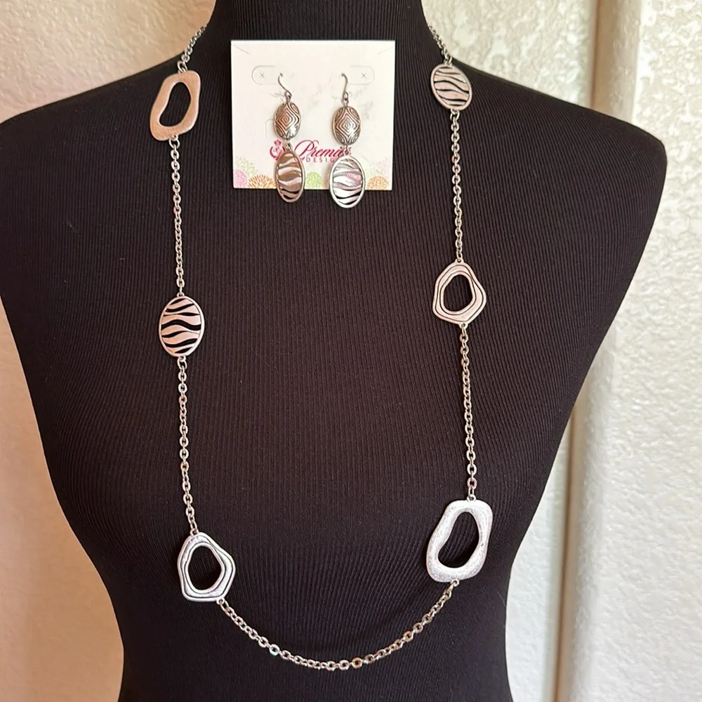 Premier Designs Zebra jewelry set - Picture 2 of 4